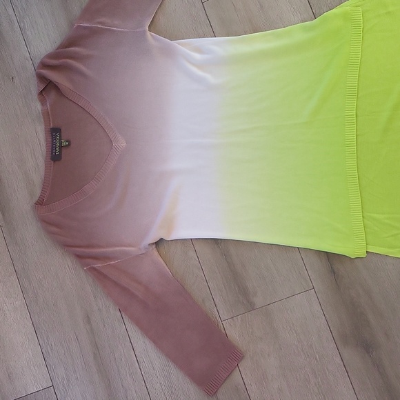 Charlotte Tarantola l Medium l ombre l quarter length l neon green - Picture 1 of 6